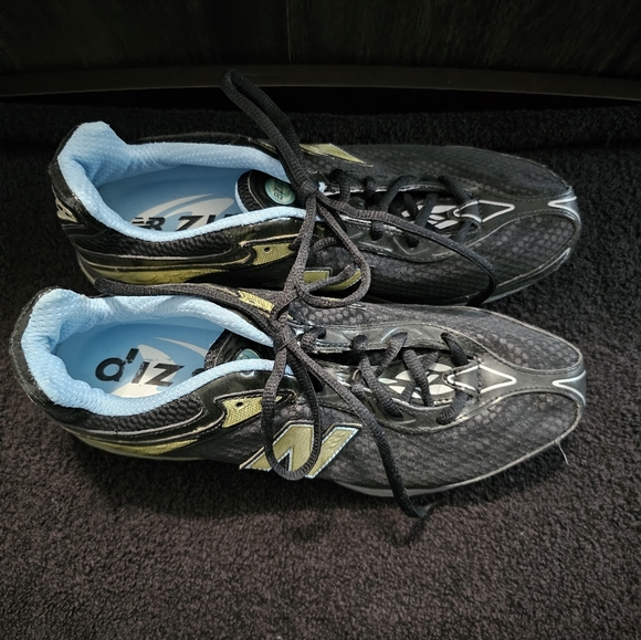 *New Balance Athletic Shoes* - Picture 1 of 14